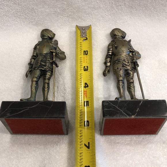 Vintage Genuine Italian Carrara Marble Medieval Knight Statues Depose Italy 1973 - Picture 3 of 6